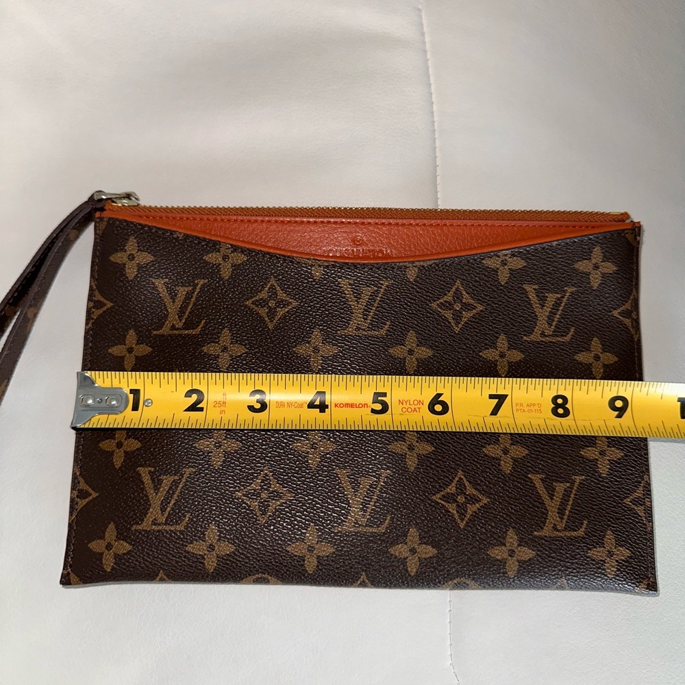 Louis Vuitton Brown Monogram Wristlet Bag, like new - Picture 17 of 17